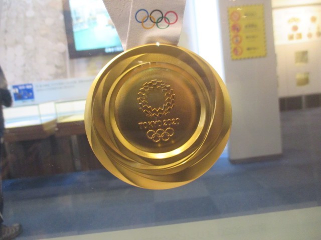 東京2020オリンピックメダル