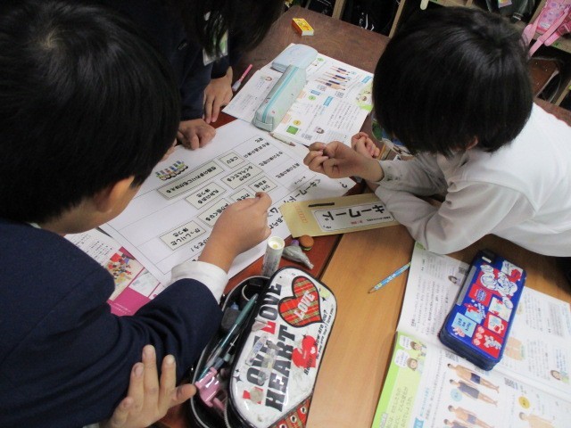 班のみんなで考えました。