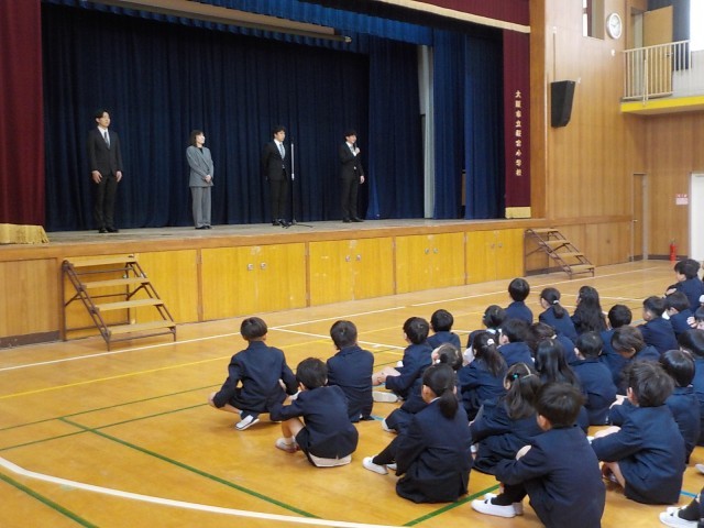新転任の教職員の紹介