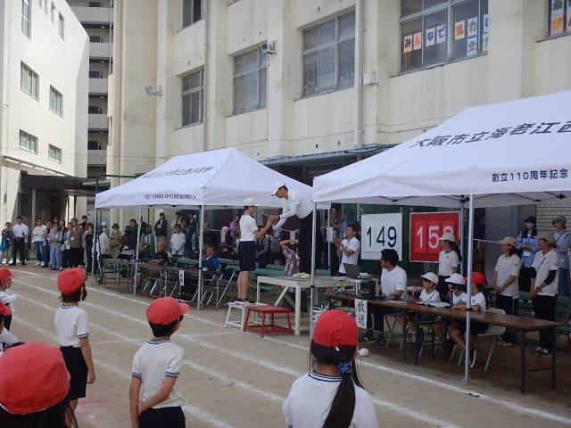 　　閉会式　準優勝盾授与