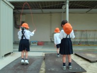 なわとびをしたり、ドッジボールをしたり、毎日元気いっぱい！