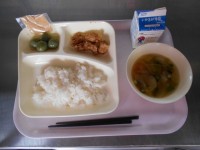 給食