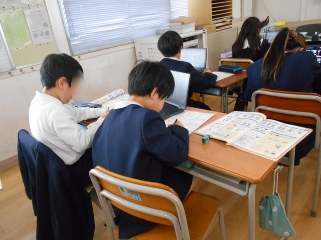 ５年