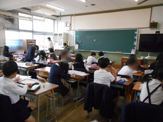 ３年