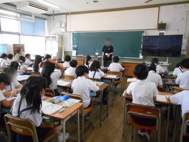 3年