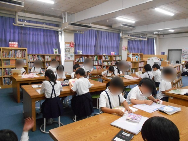 ３年