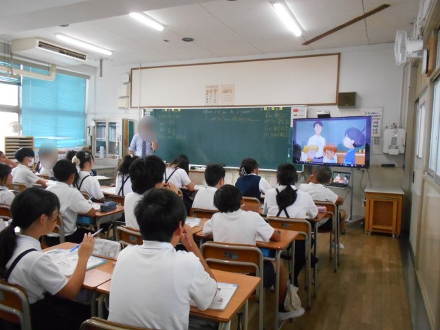 ６年