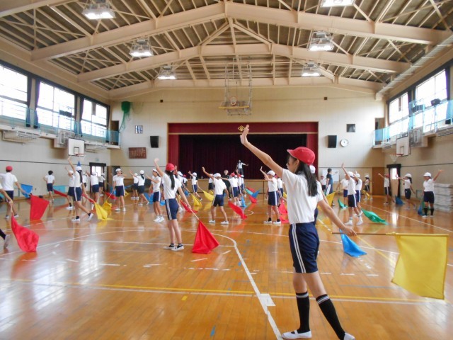 ６年
