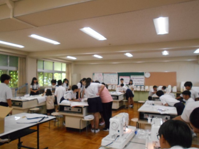 ６年