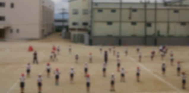 ３年