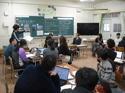 教職員の研究授業討議会