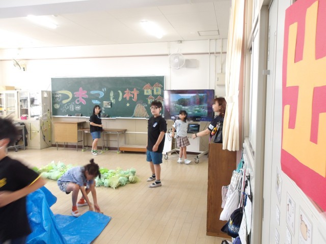 5年2組　シークレット　in　つまごい村～キャベツとおにぎり石をさがせ！～