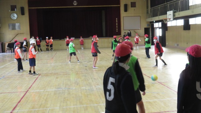 室内運動クラブ