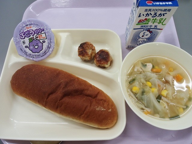 ８月２８日の給食