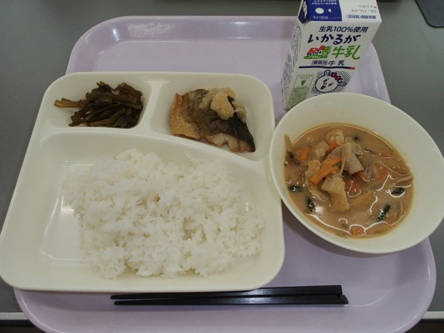 １０月１日の給食