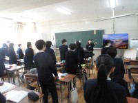 教室での歌唱指導