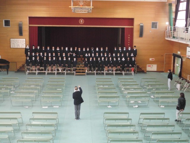 ひな壇の６年生