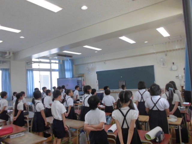 ３年