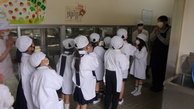 給食当番の活動の様子