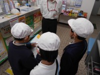 校区探検の様子