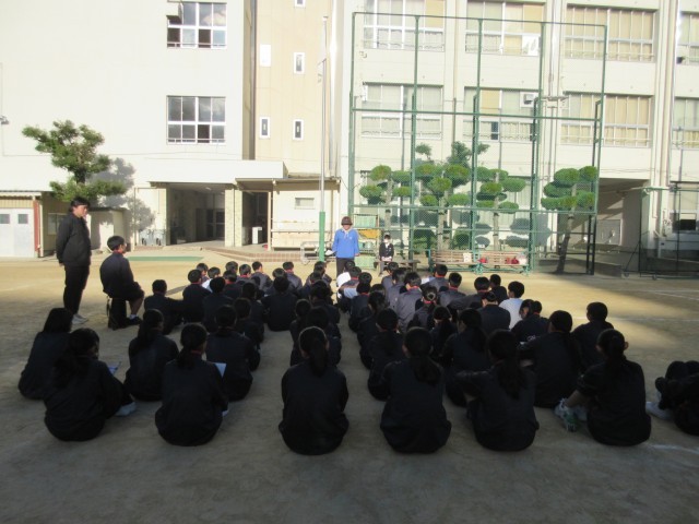 跳び方の説明中