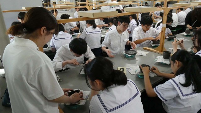 修学旅行のお土産づくり
