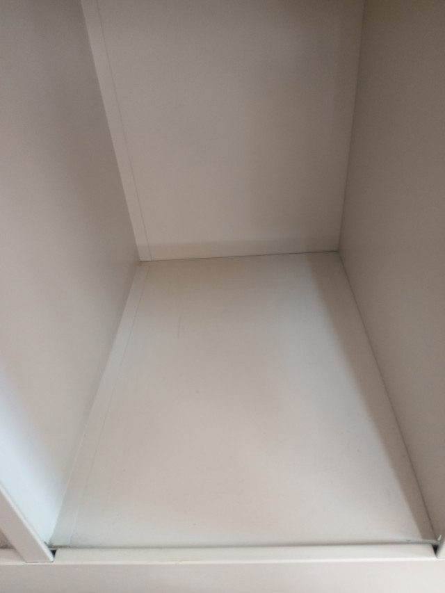 磨き上げられたロッカー