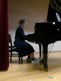 ピアノ伴奏の様子