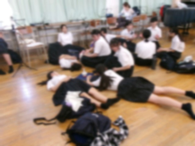 疲れすぎている様子