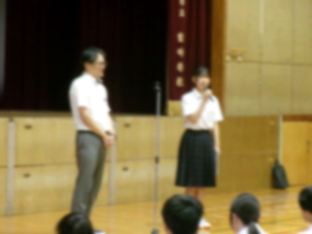 インタビューの様子
