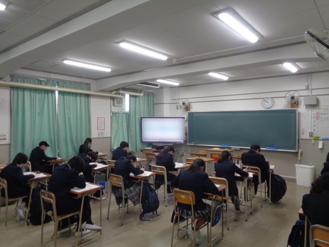 ８年生テストのようす