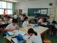 1年2組　美術の授業