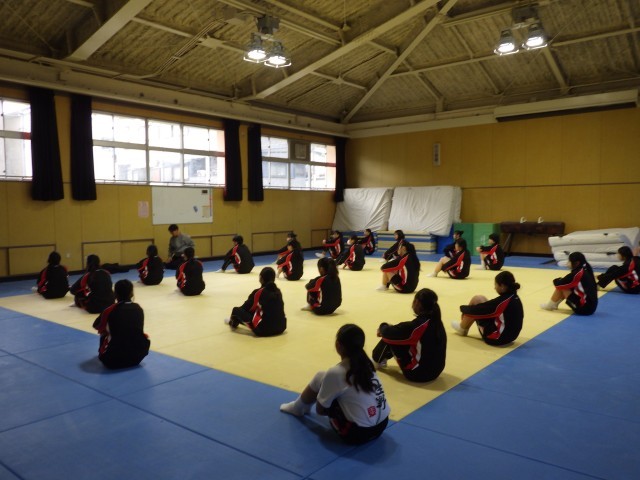 １、3組の女子体育