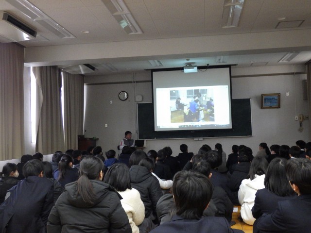 1年生夜間学級との交流会での発表