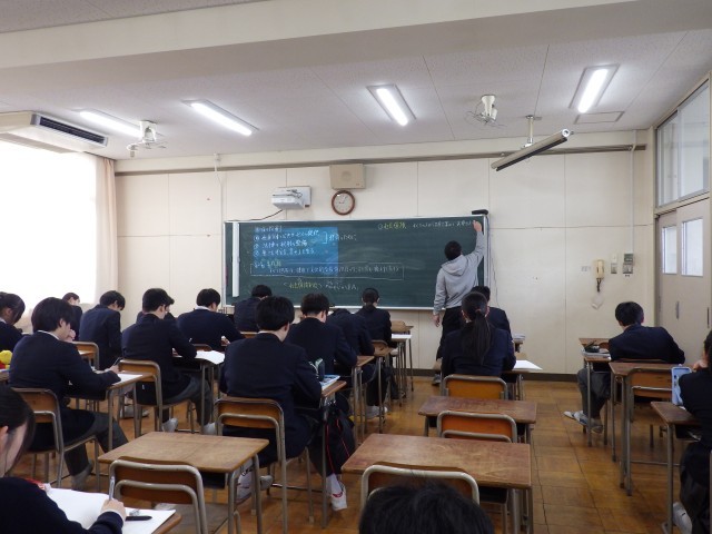 社会の様子です