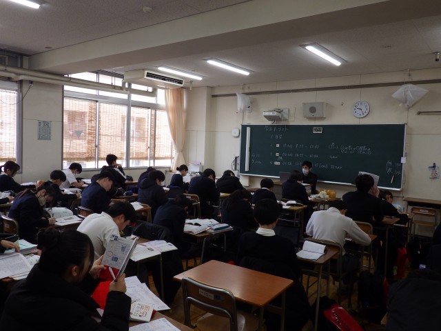 テスト前の自習の様子です