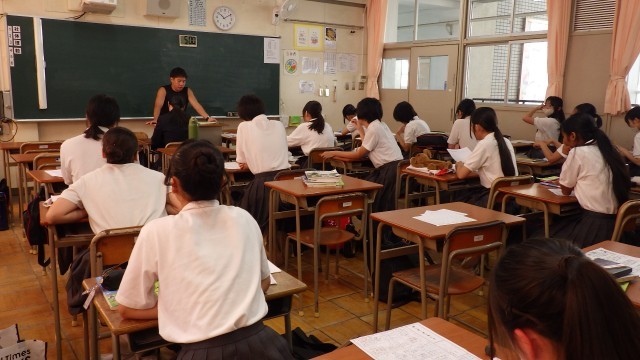 ３年女子体育