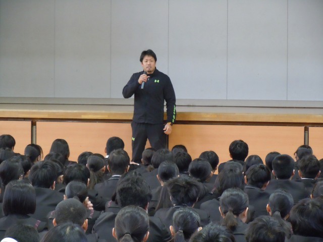 始業式佐々木先生