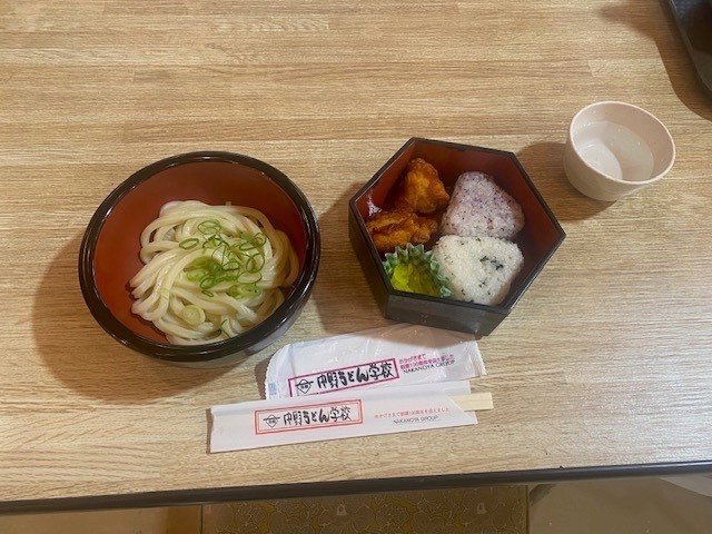 昼食