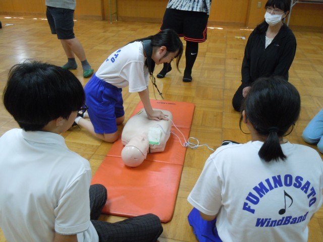 生徒が圧迫中