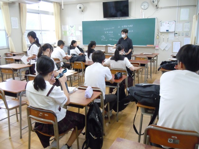 ３年
