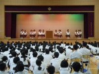立会演説