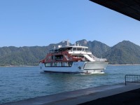フェリーで宮島へ